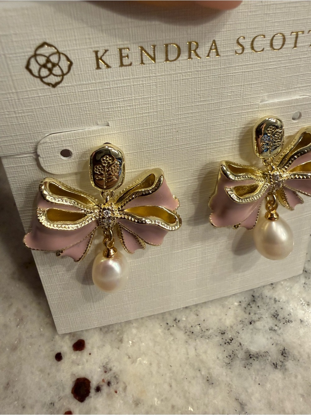 Kendra Scott Love Shack Fancy Pearl Pink Bow Dangle Earrings - Picture 2 of 3